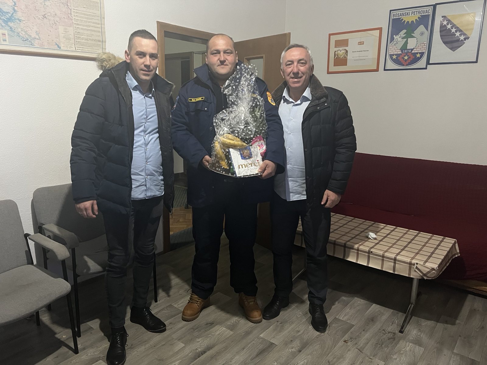 IMG 32e41ed9a1f7b170cb6097c9687f4802 V