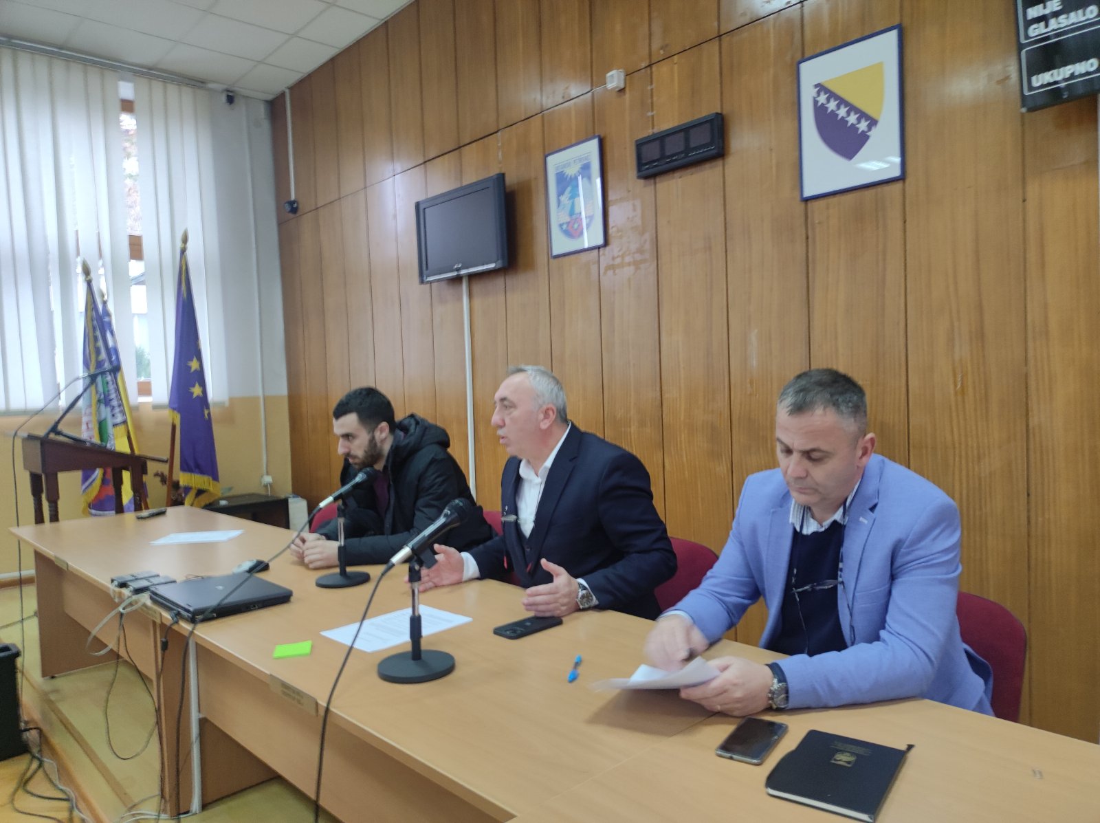 IMG 4aa039a769d9ff53f11b6d5eb8d67a96 V