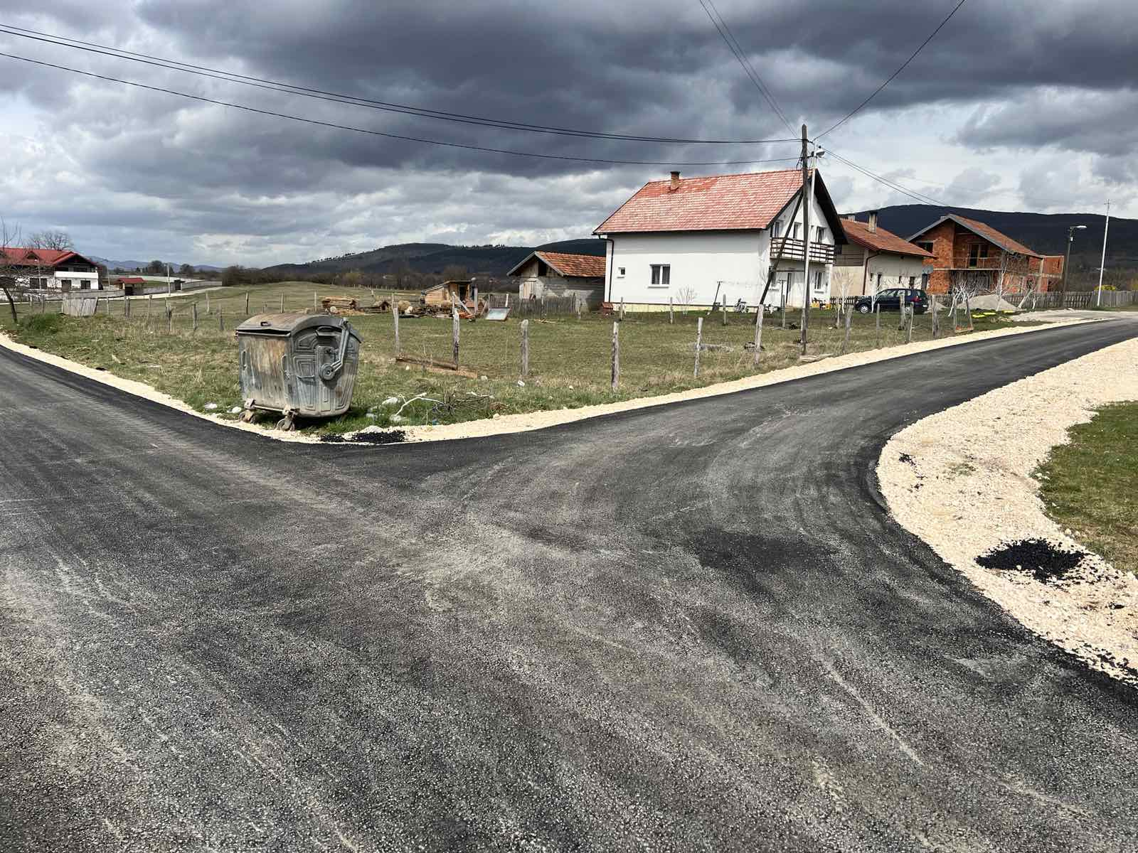 IMG 7ba3367173b665efe93b863c98618242 V