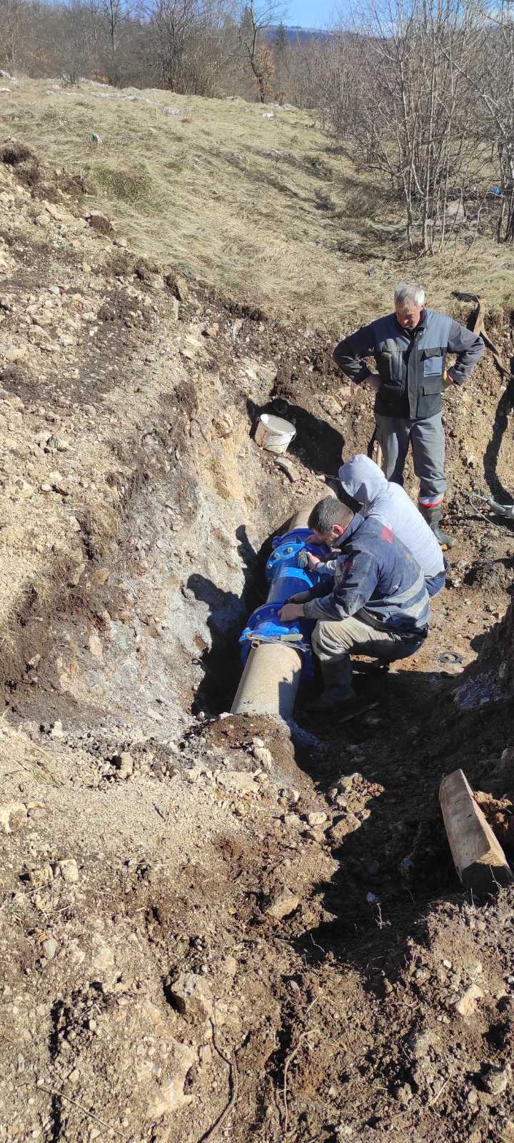 IMG 90df098def85b9403928da602f6bedf0 V