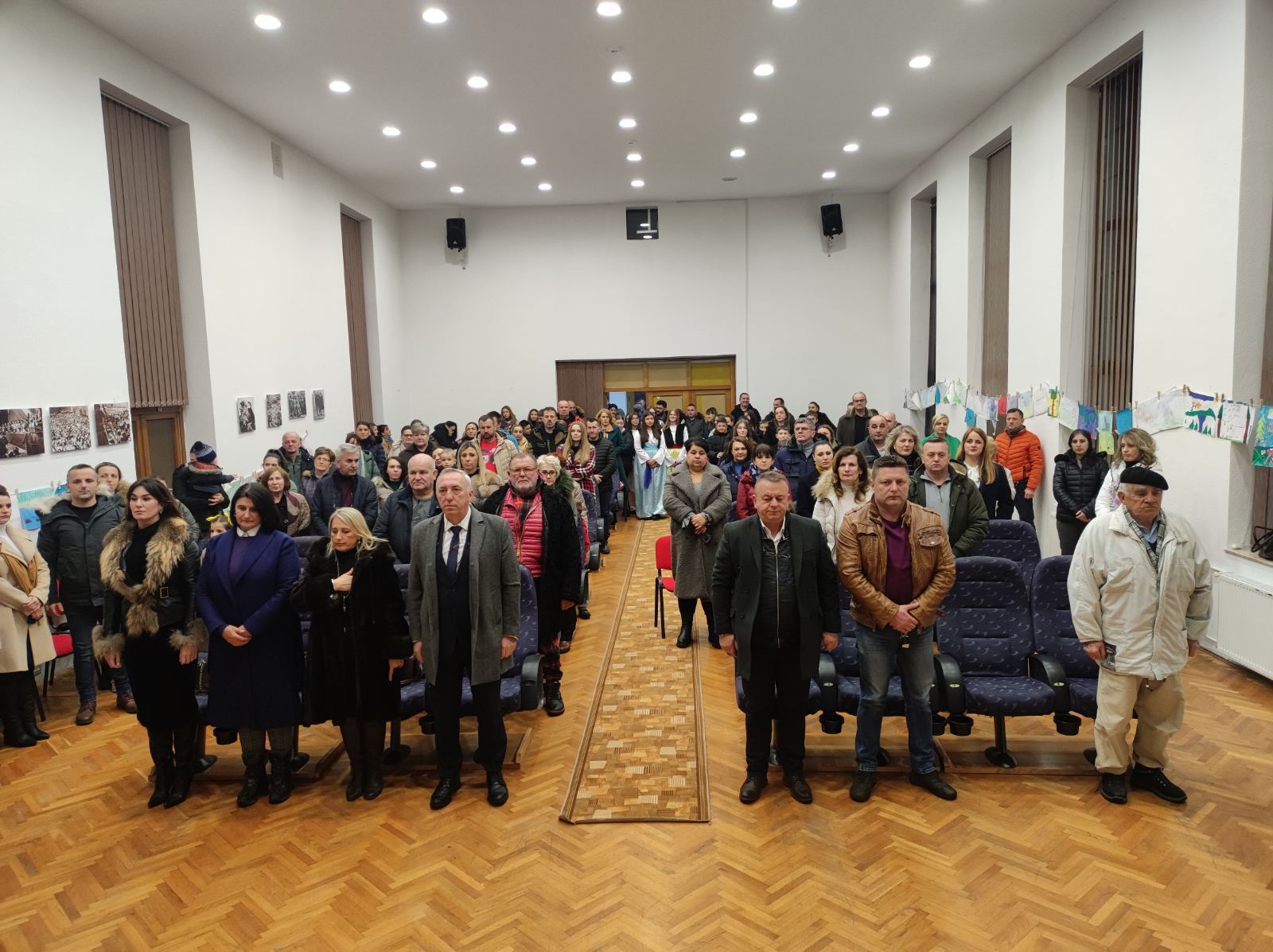 IMG 98c4b692cedea05ecde7531be2aef325 V