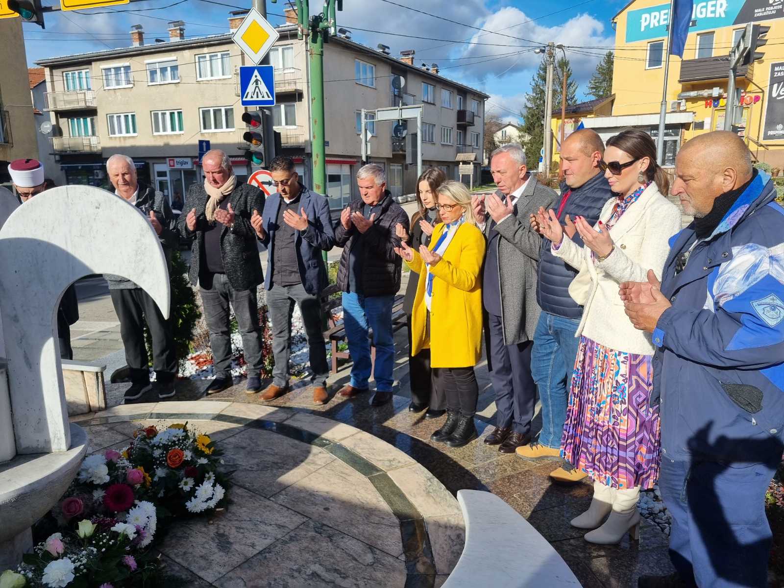 IMG 9e13a50307f58b906d125e460279bd29 V